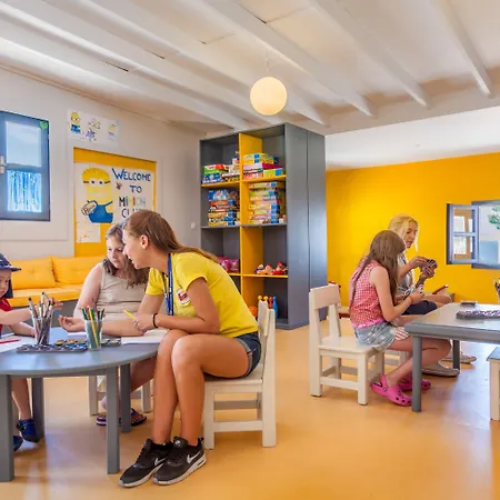 فندق كيبريوتيس أكوالاند بساليدي