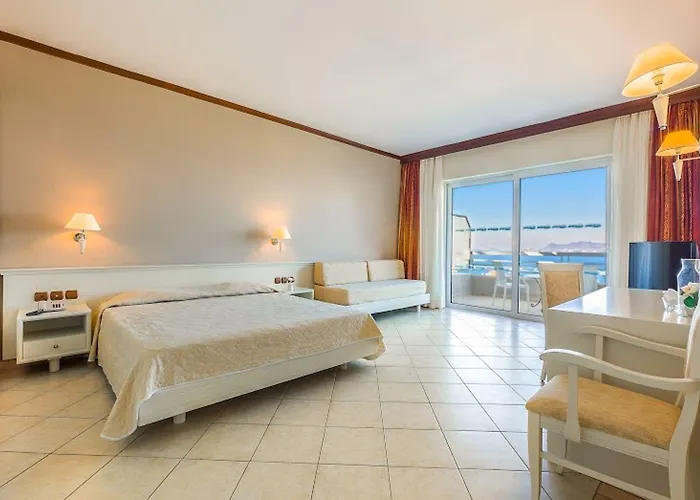 Hotell Kipriotis Aqualand 4*