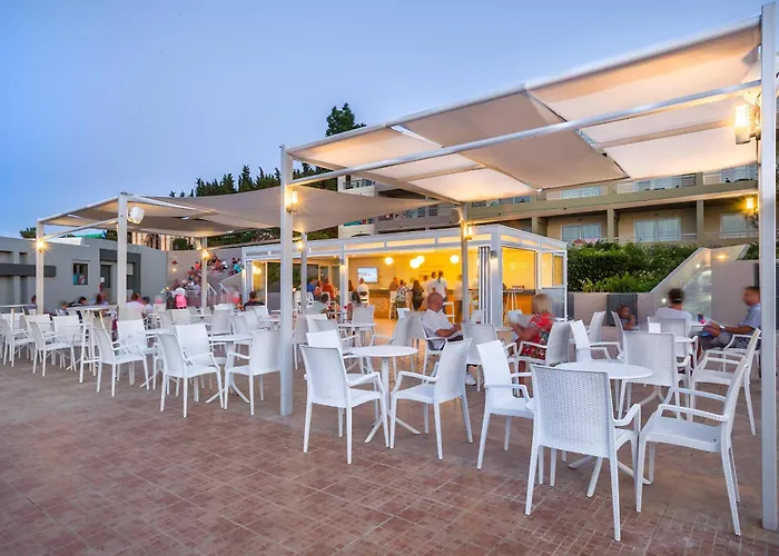 Hotell Kipriotis Aqualand 4*