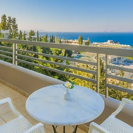 Szálloda Kipriotis Aqualand 4*
